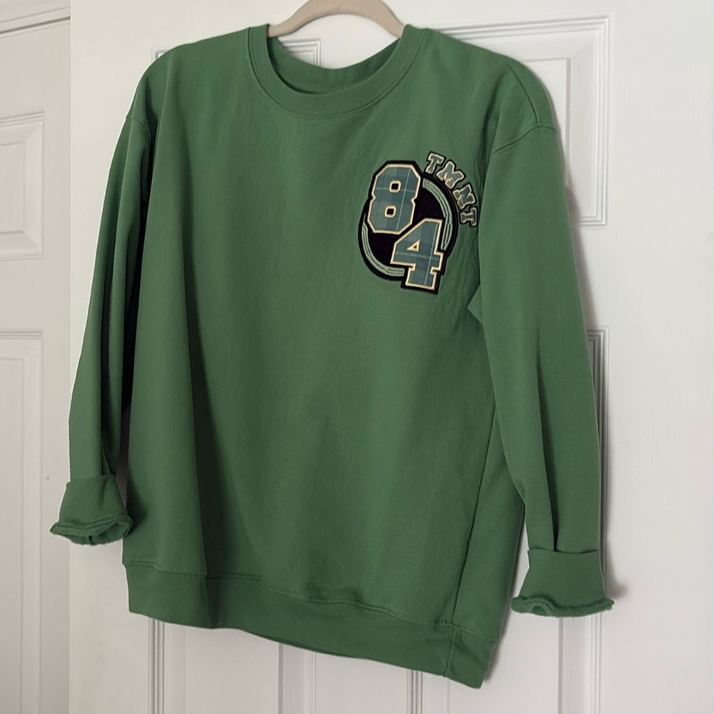 Teenage Mutant Ninja‎ Turtles '84 Embroidered Logo Sweater (Size M) NWT!!